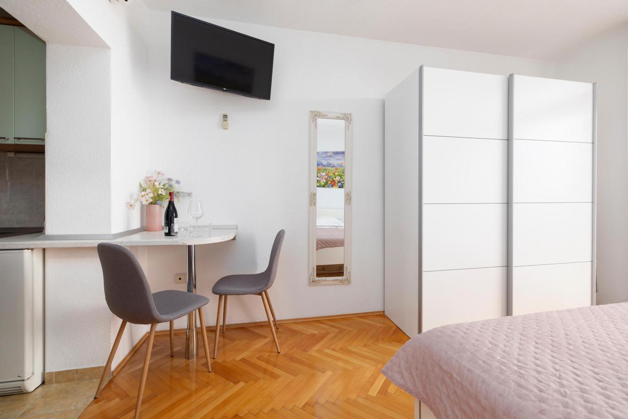 Apartments Niki 布雷拉 外观 照片